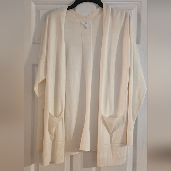 Time and Tru Cream Women's Cardigan - Picture 1 of 1